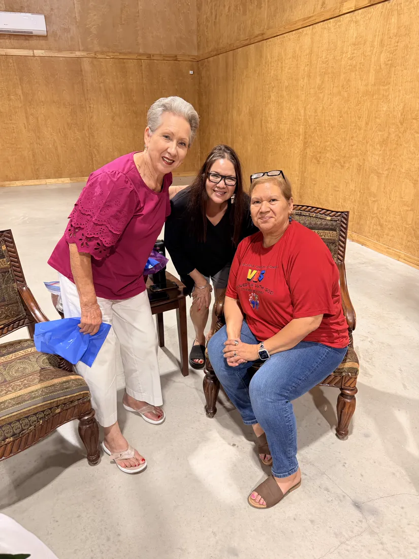 Women of Stockdale Church of Christ together